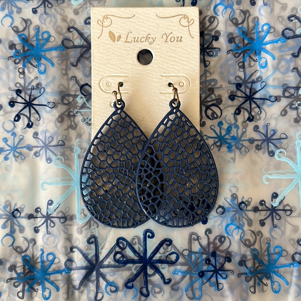Pierced Earrings - Picture 3 of 3
